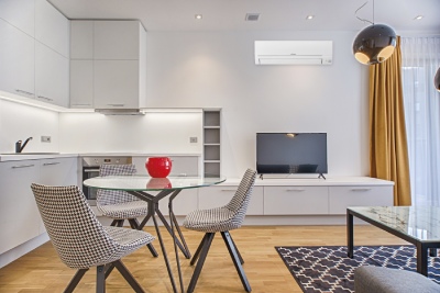 Unitate interioară Mitsubishi Electric MSZ-HR25VFK montată în ambient